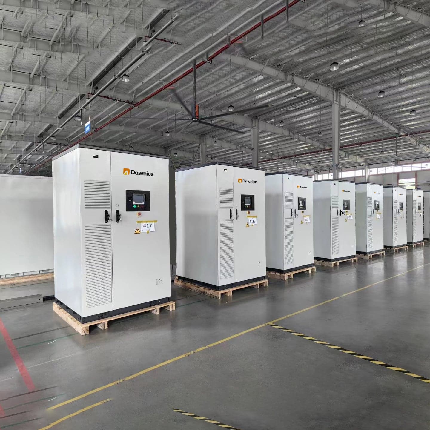 High Voltage Battery Solar Farm Energy Storage Systems